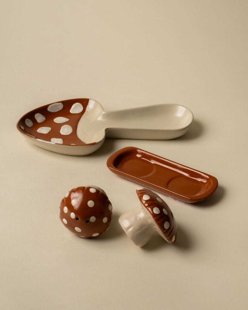 Mushroom Ceramic Salt + Pepper Set on Tray