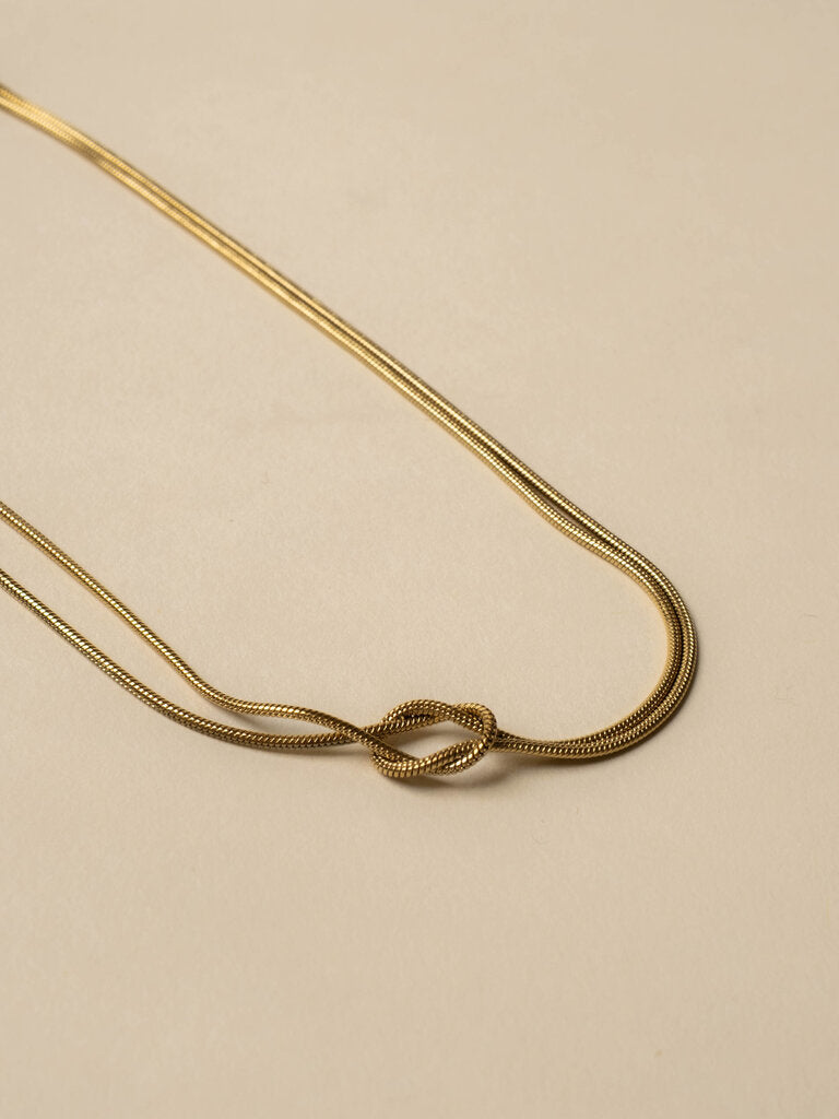 Knot Necklace