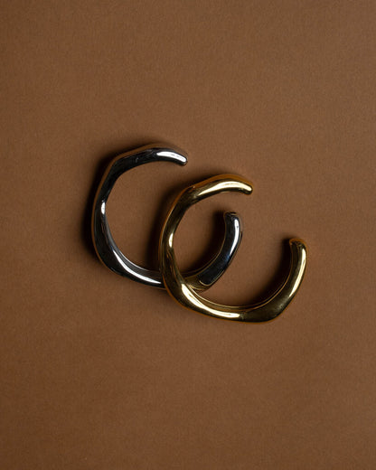 Isla Bold Wavy Bangle