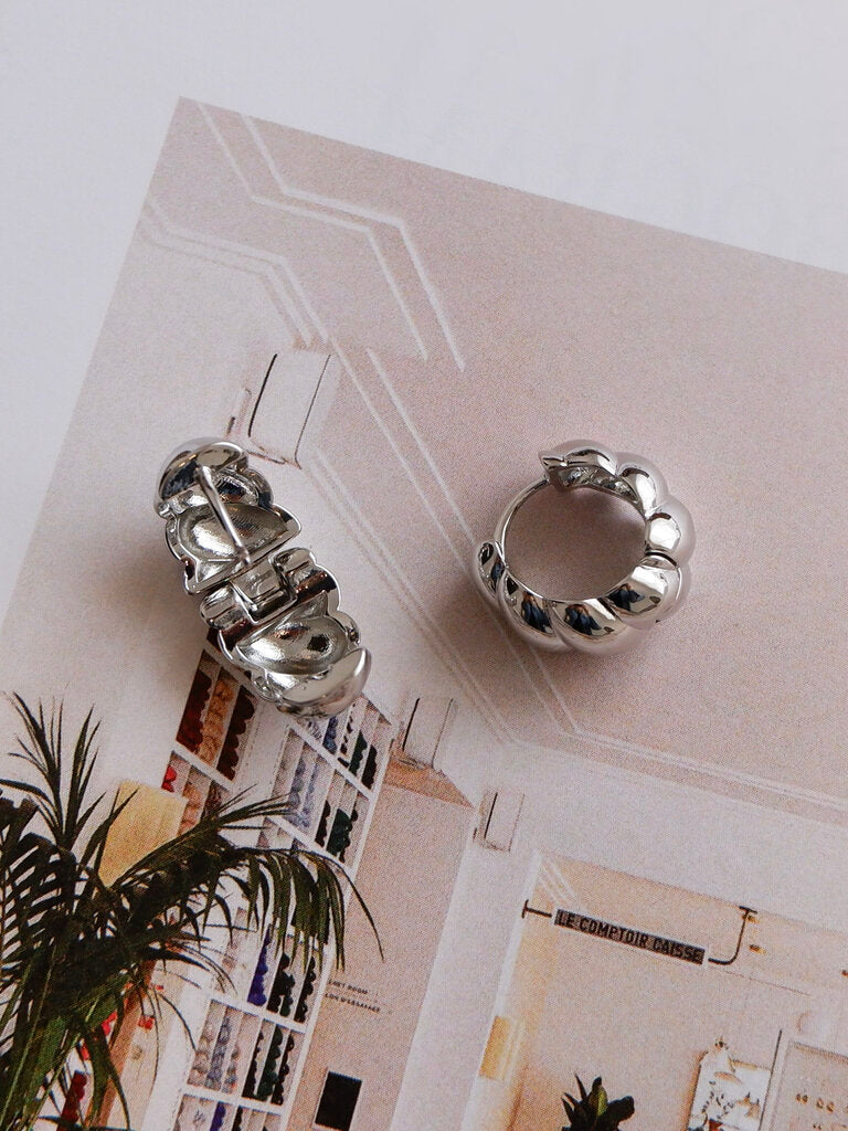 Arya Thick Twisted Hoops