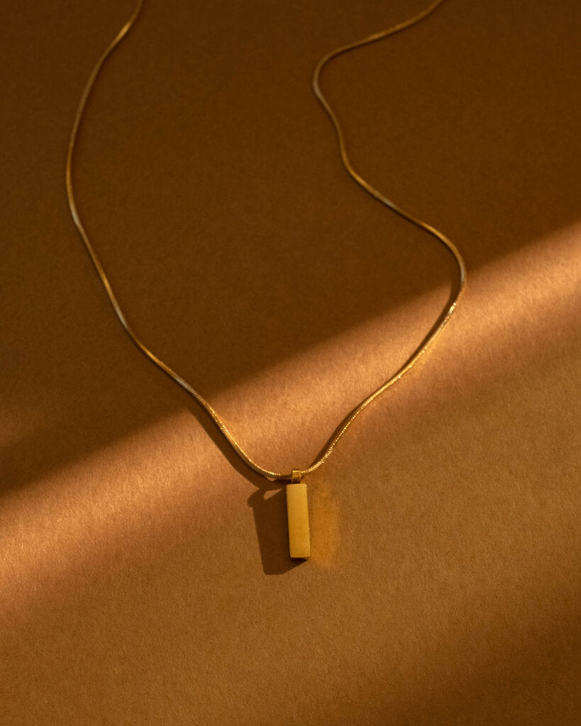 Reid Long Snake Chain Bar Pendant Necklace