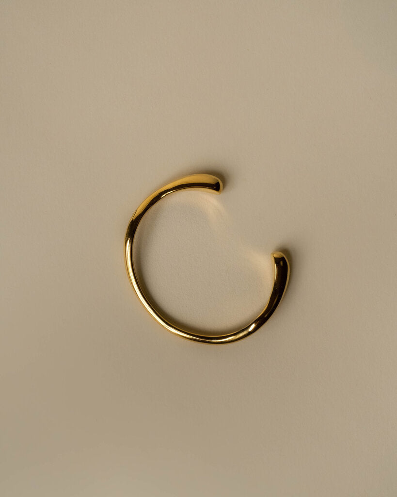 Isla Bold Wavy Bangle