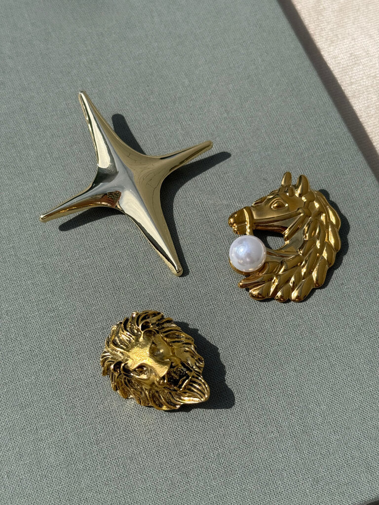 Assorted Brooches