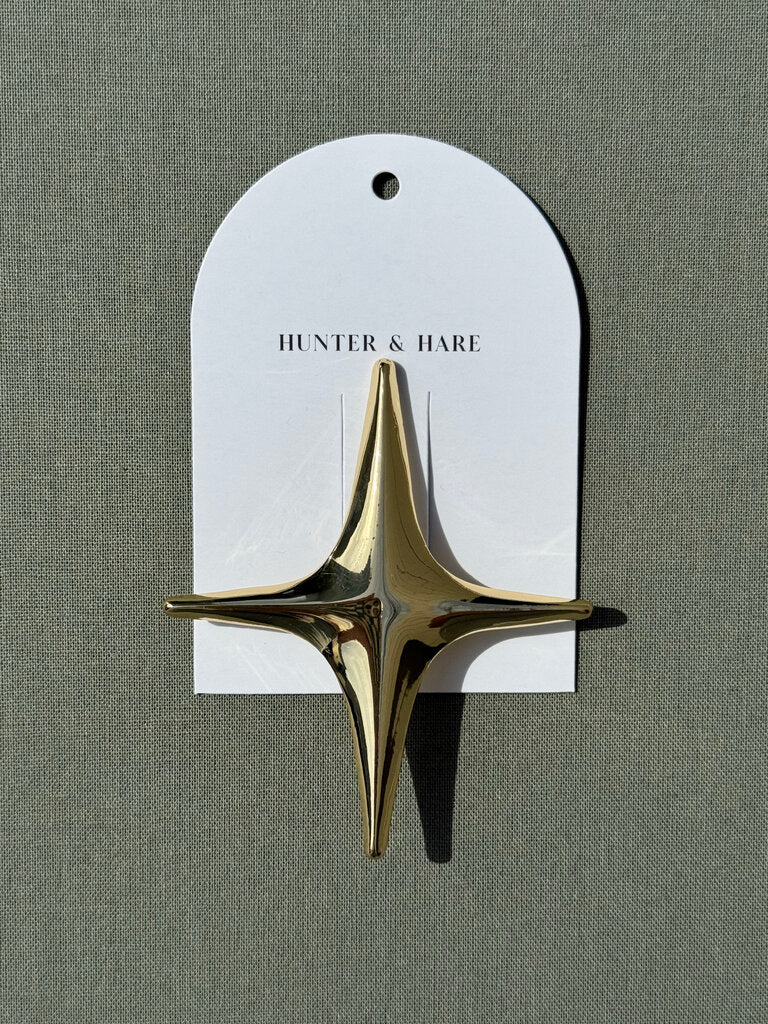 Assorted Brooches