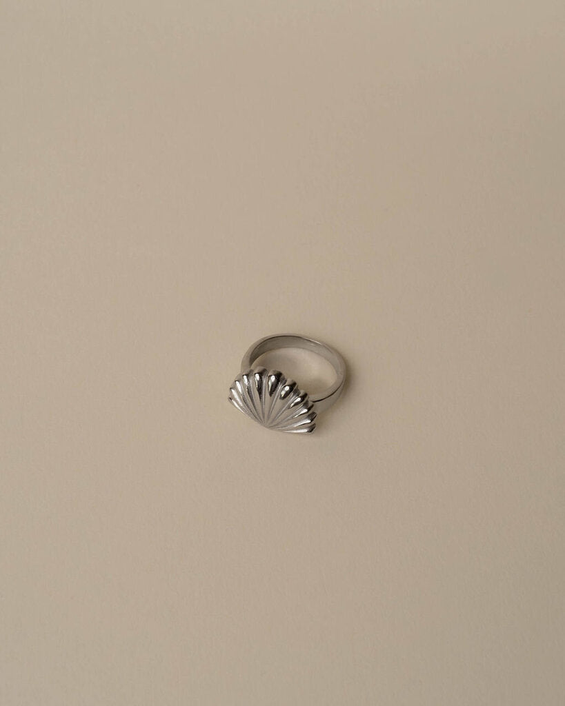 Bold Shell Ring